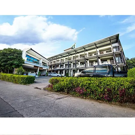 B2 Lanna Boutique & Budget Hotel